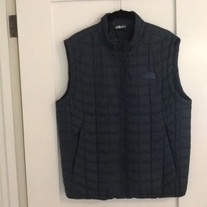 North Face quilted mens vest medium dark blue-grey